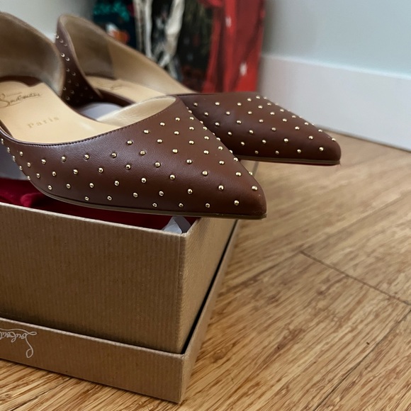 Christian Louboutin IRIZA PLUME Studded Leather Brown Ballet Flats, 40 - Picture 5 of 7